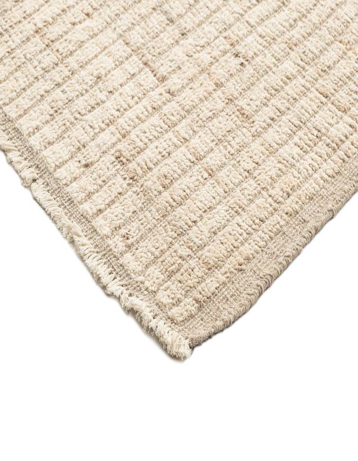 Detail image of  2' 7 x 10' 2  Hand Knotted Beni Marok Rug