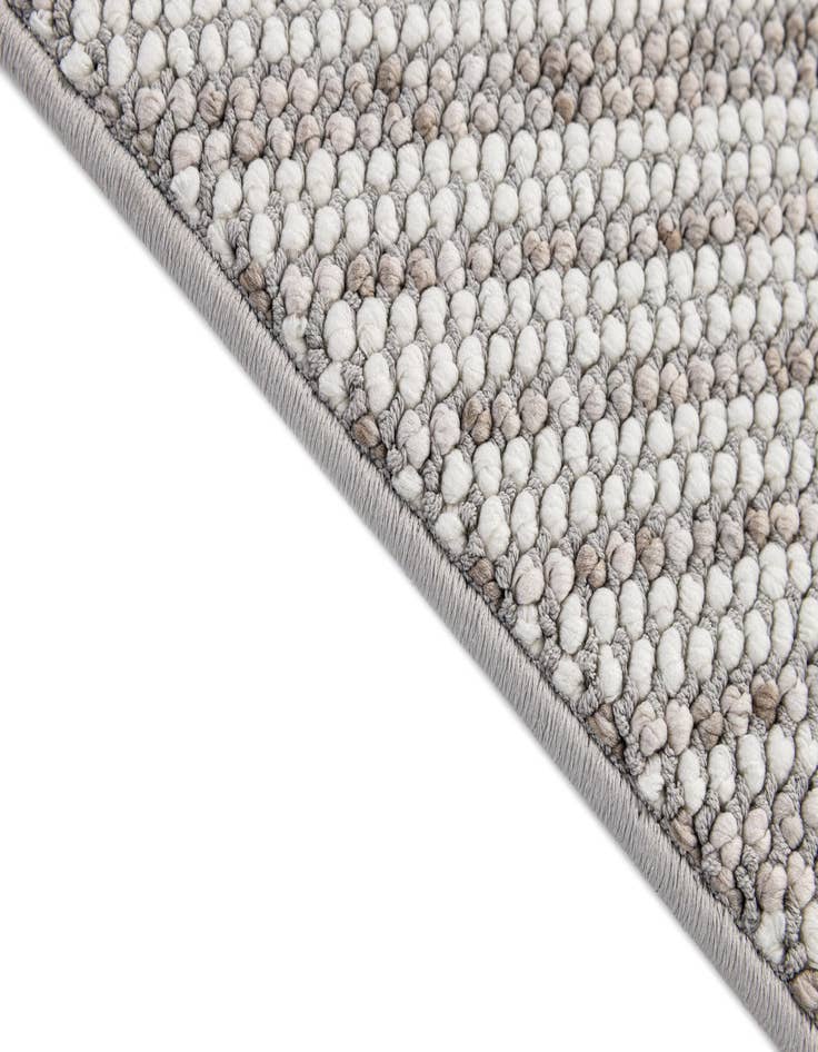 Detail image of 5' 2 x 7' 10 Boho Rug