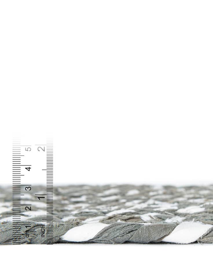 Detail image of  4' 1 x 5'  Hand Braided Chindi Rug