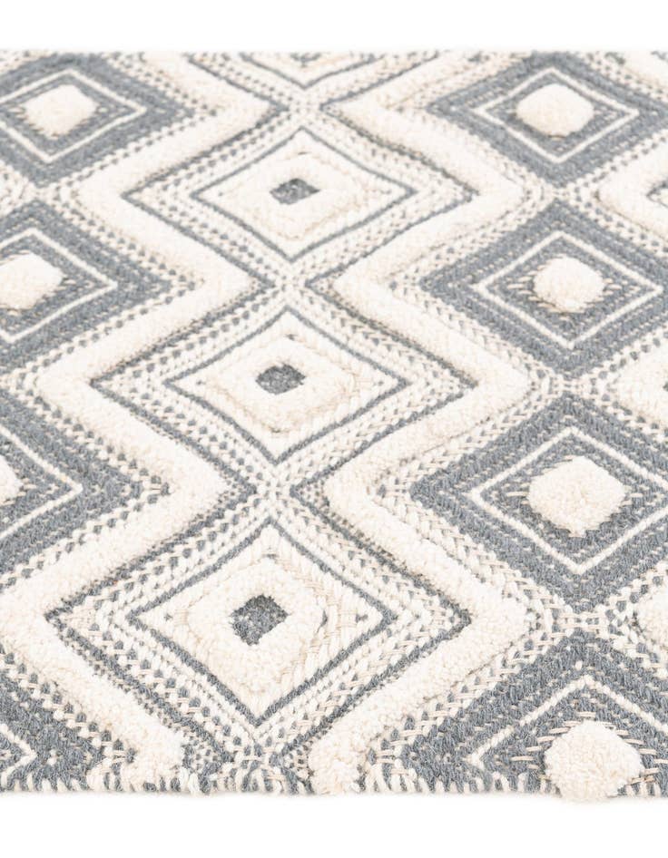 Detail image of  2' x 3'  Hand Braided Jute Rug