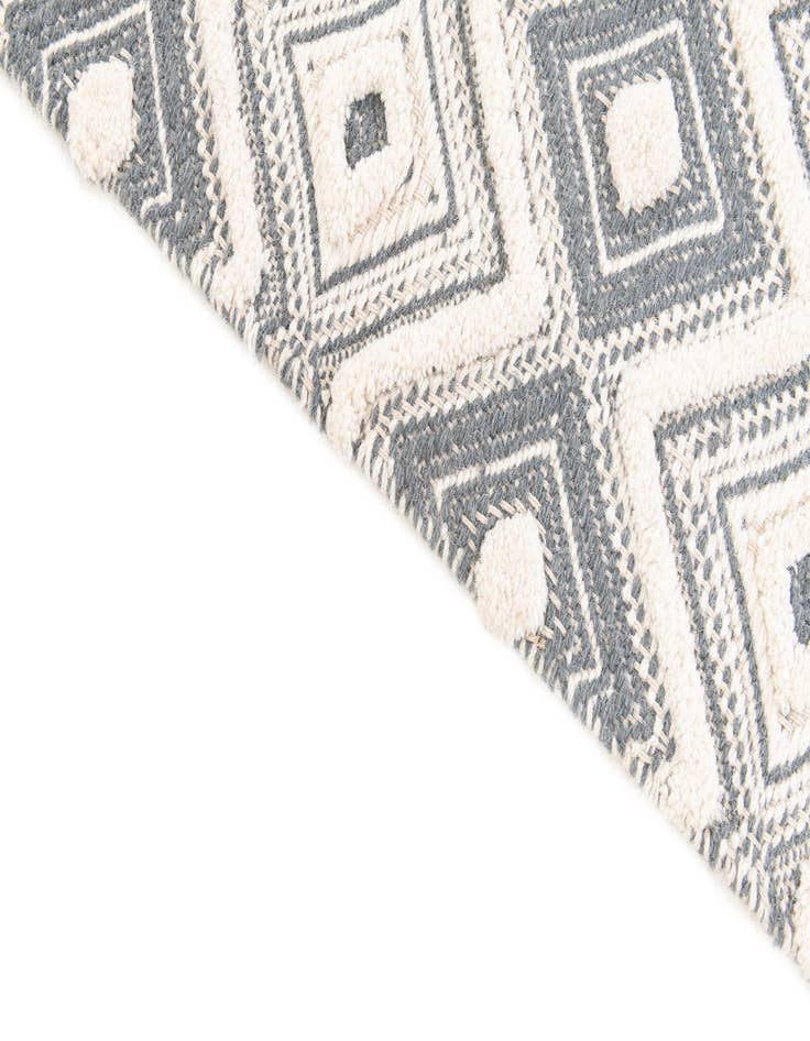 Detail image of  2' x 3'  Hand Braided Jute Rug