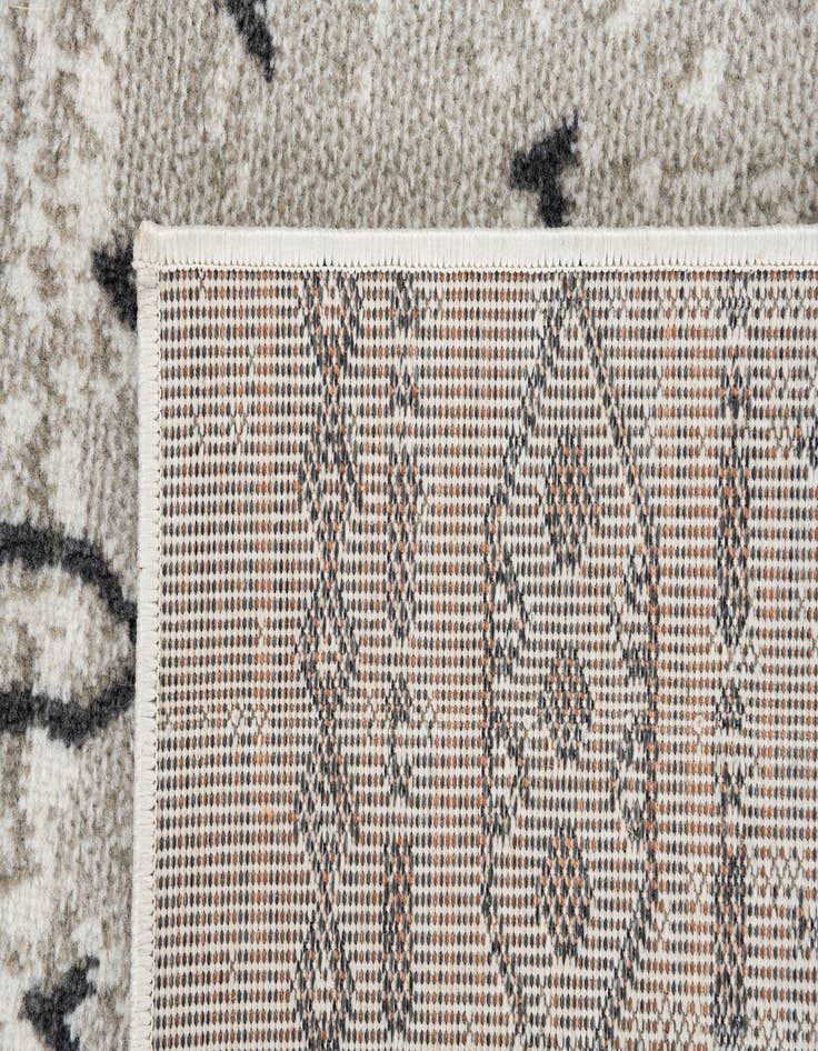 Detail image of  5' 3 x 7' 8 Caspian Rug