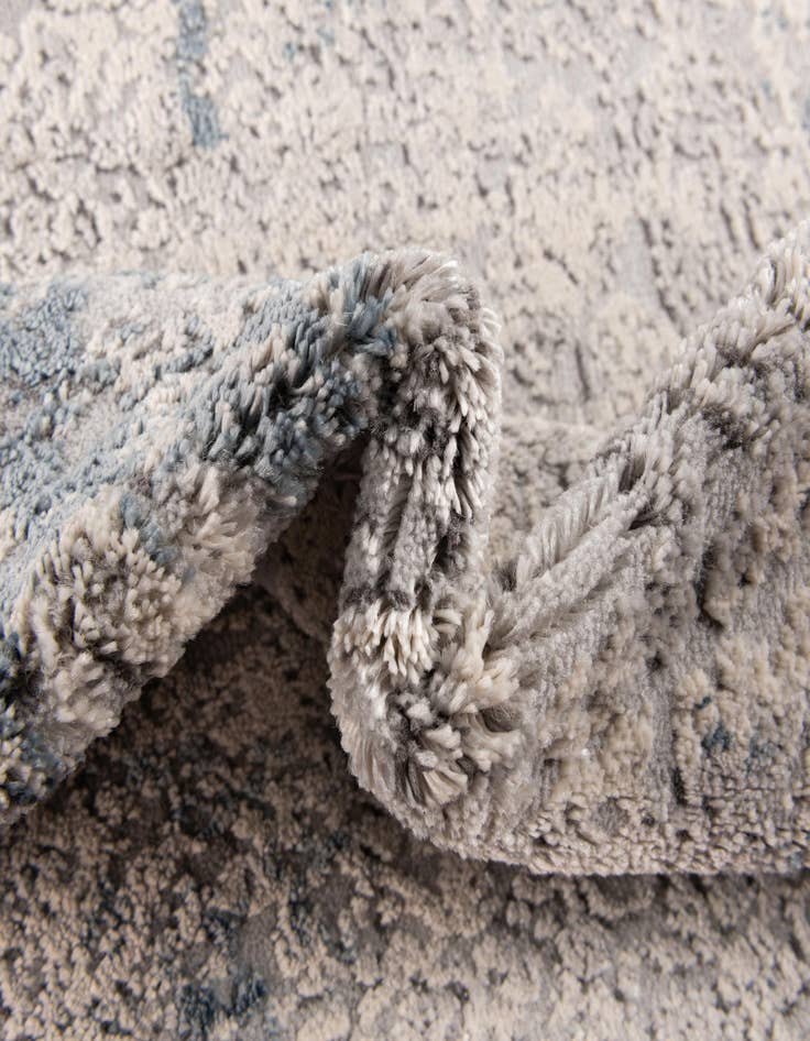 Detail image of  4' x 6' Caspian Rug