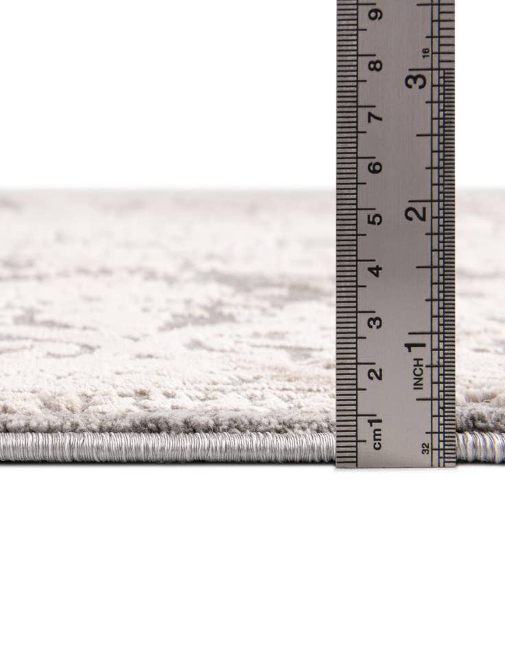 Detail image of  5' 3 x 7' 7 Caspian Rug