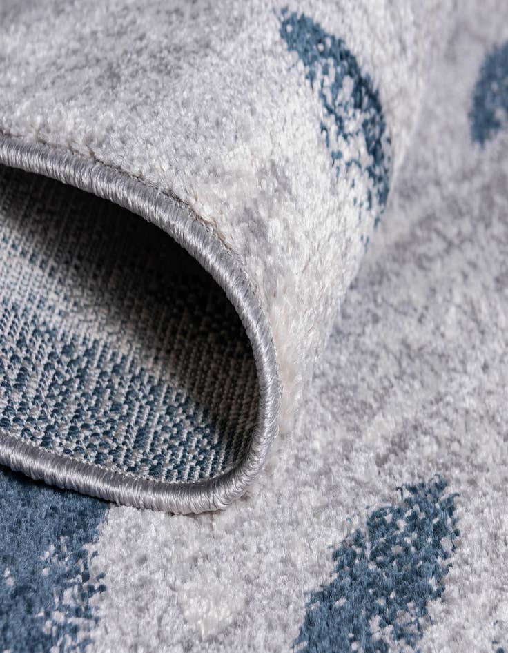 Detail image of  4' x 6' Charleston Rug