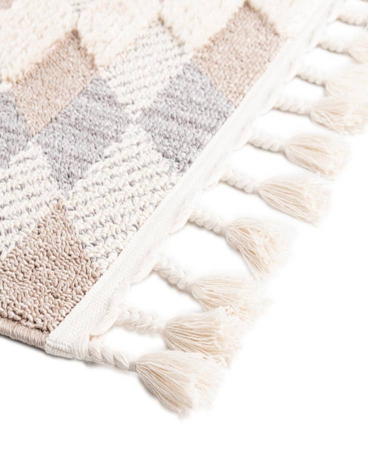 Detail image of  4' x 6' Cherokee Rug