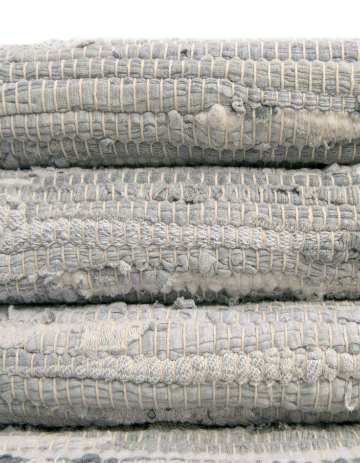 Detail image of  2' 2 x 3'  Hand Woven Chindi Cotton Rug