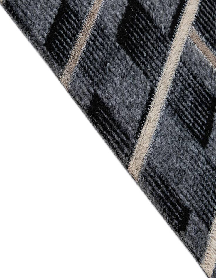 Detail image of  5' 1 x 7' 9 Cowhide - Patchwork Rug