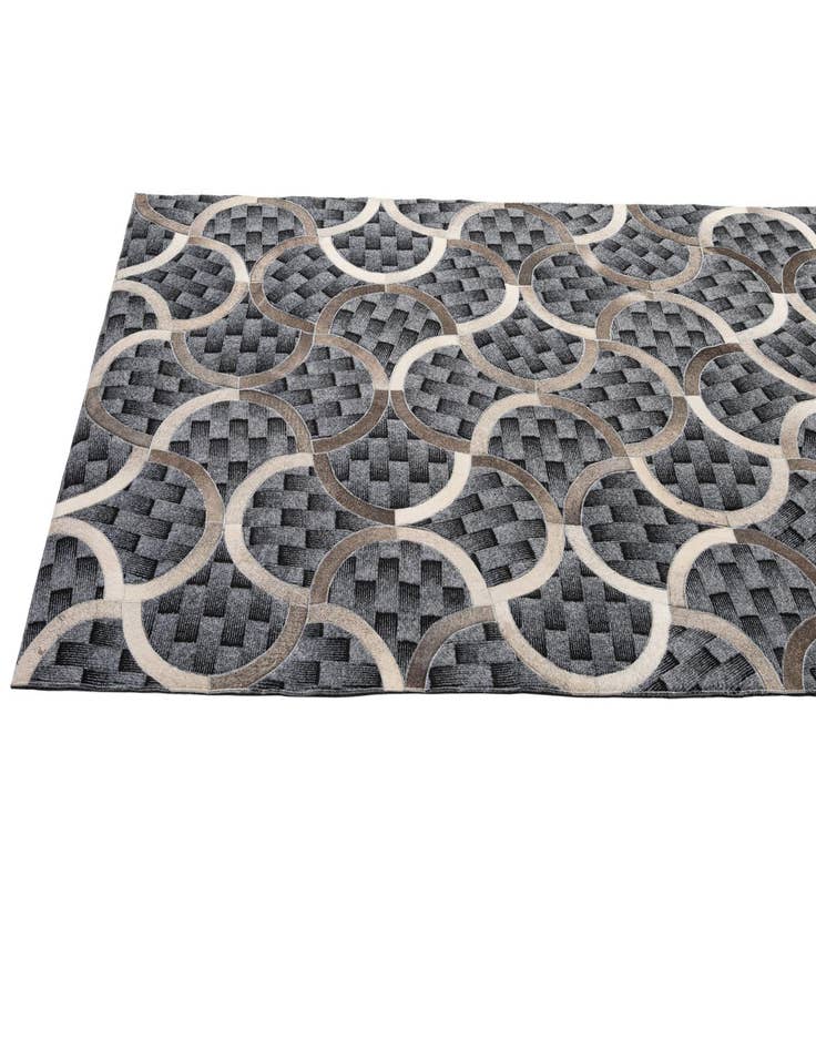 Detail image of  4' 11 x 8' Cowhide - Patchwork Rug