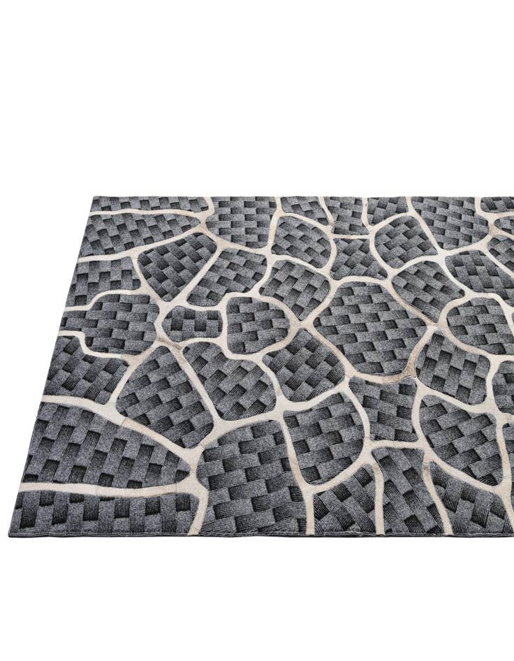 Detail image of  5' 2 x 8' Cowhide - Patchwork Rug