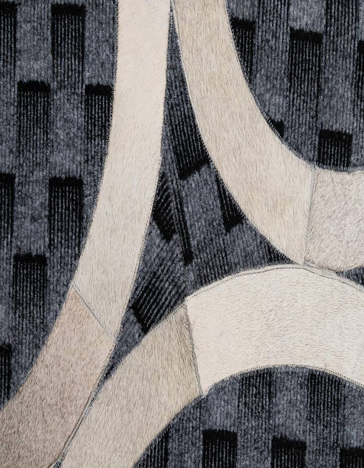 Detail image of  5' 1 x 7' 11 Cowhide - Patchwork Rug