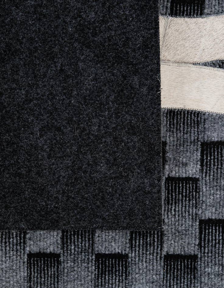 Detail image of  5' 1 x 7' 11 Cowhide - Patchwork Rug