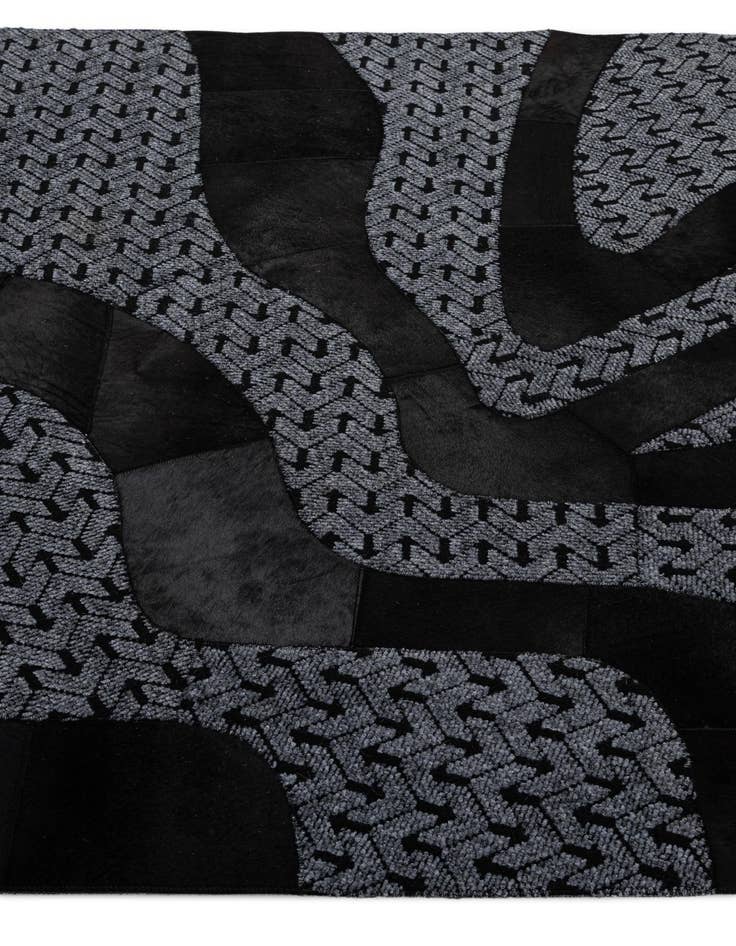Detail image of  5' x 8' 1 Cowhide - Patchwork Rug