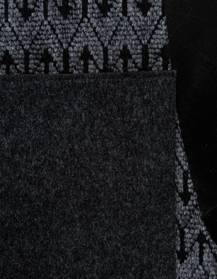 Detail image of  5' x 8' 1 Cowhide - Patchwork Rug