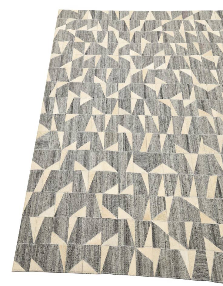 Detail image of  5' x 7' 10 Cowhide Rug