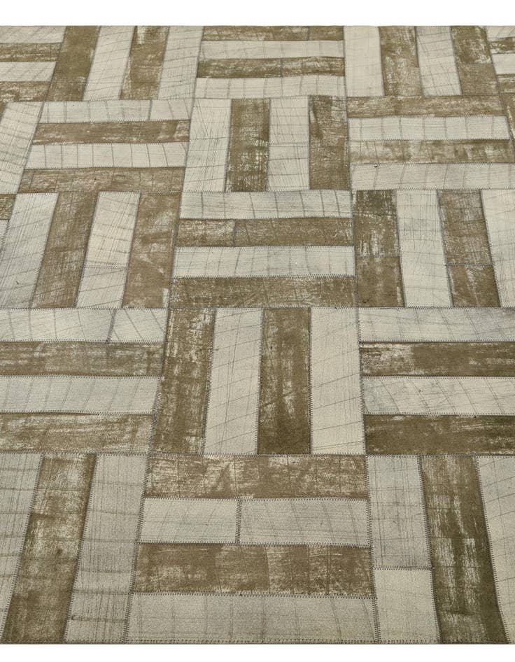 Detail image of  5' x 7' 10 Cowhide Rug