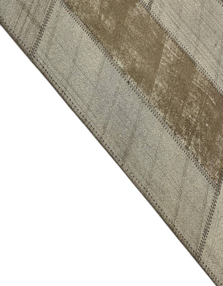 Detail image of  5' x 7' 10 Cowhide Rug