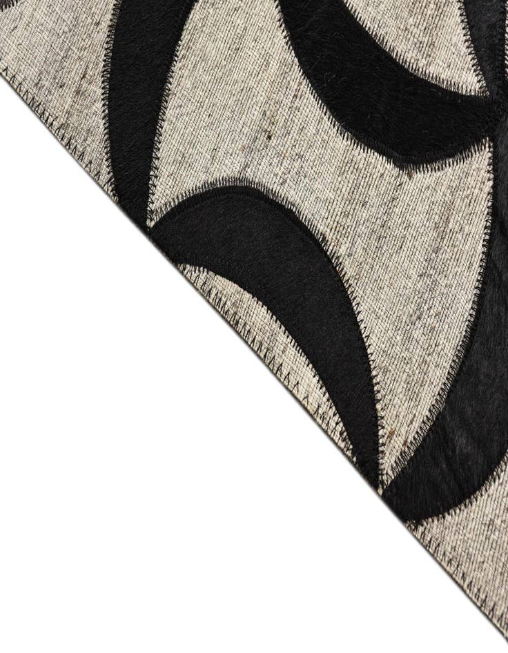 Detail image of  5' x 7' 9 Cowhide Rug