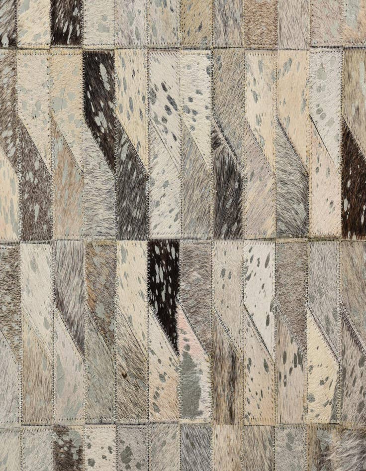 Detail image of  4' 8 x 6' 7 Cowhide Rug