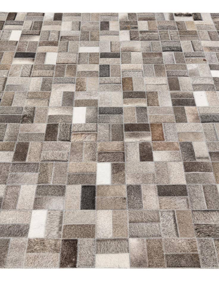 Detail image of  5' x 7' 10 Cowhide Stocks Rug