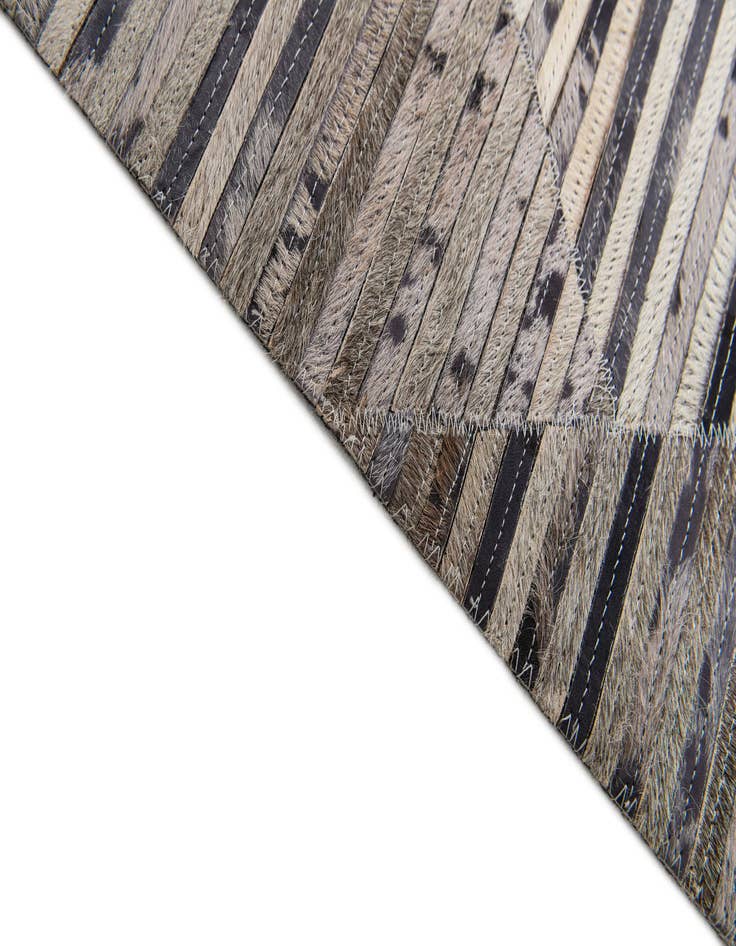 Detail image of  5' x 8' 1 Cowhide Stocks Rug