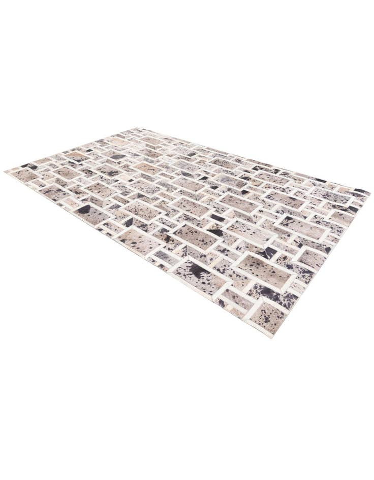 Detail image of  4' 11 x 8' Cowhide Stocks Rug