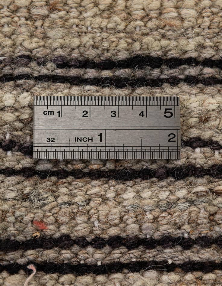 Detail image of  8' 2 x 9' 11  Hand Knotted Darya Wool Rug