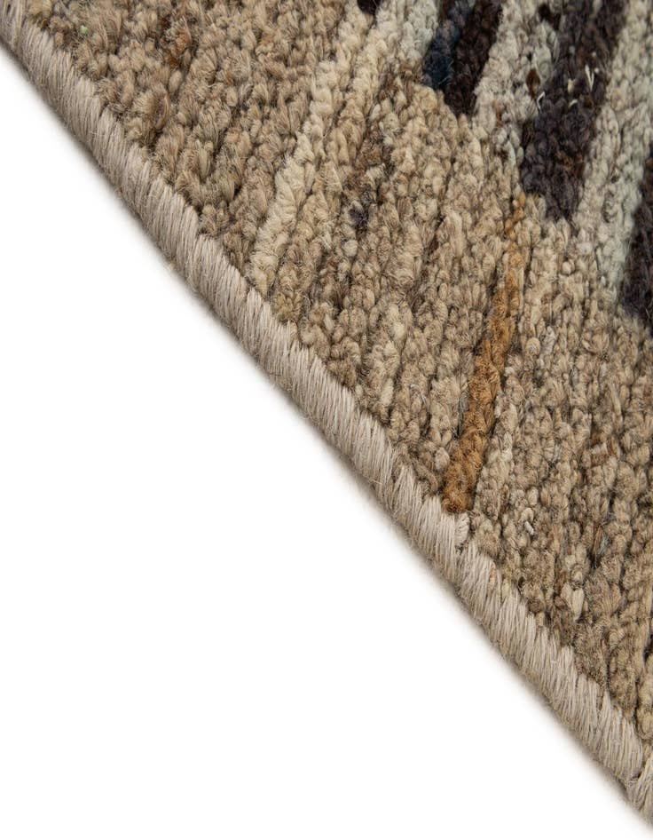 Detail image of  8' 2 x 9' 11  Hand Knotted Darya Wool Rug