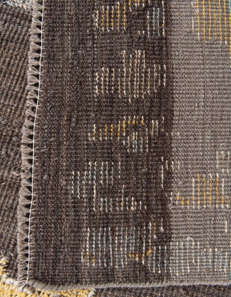 Detail image of  10' x 14' 6  Hand Knotted Darya Wool Rug
