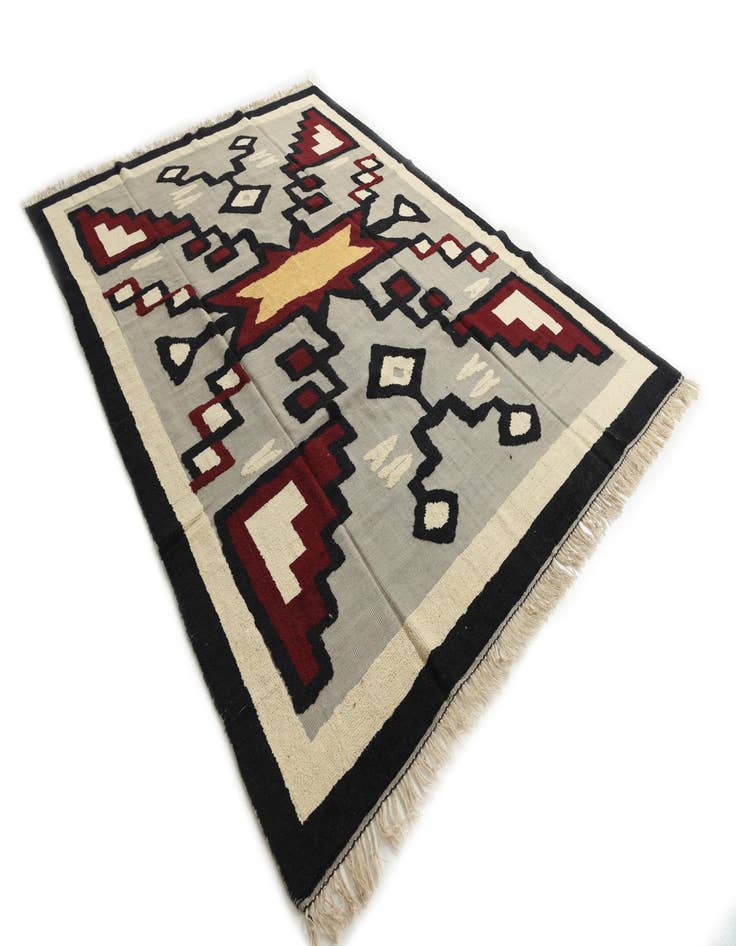 Detail image of  8' 7 x 12'  Hand Knotted Darya Wool Rug