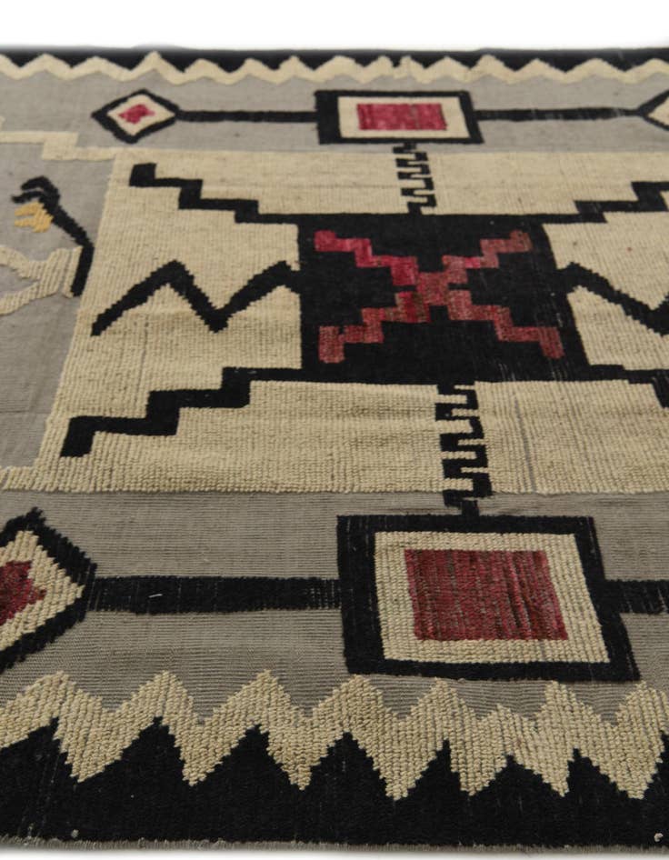 Detail image of  7' 10 x 10' 10  Hand Knotted Darya Wool Rug