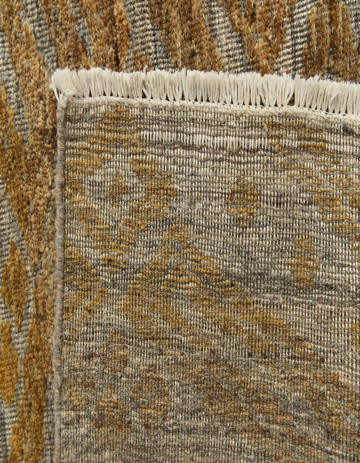 Detail image of  8' 1 x 10' 3  Hand Knotted Darya Wool Rug