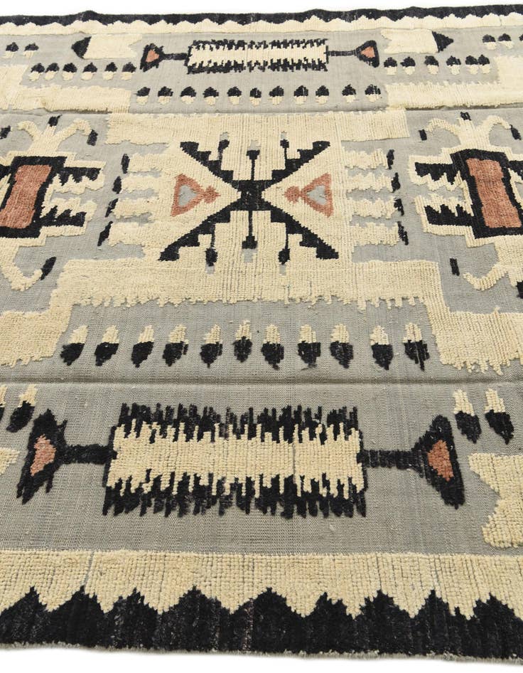 Detail image of  8' x 10' 6  Hand Knotted Darya Wool Rug