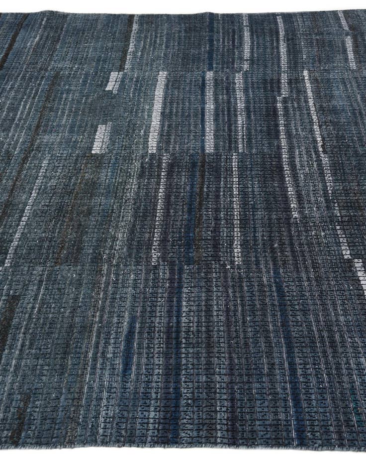 Detail image of  7' 7 x 9' 10  Hand Knotted Darya Wool Rug