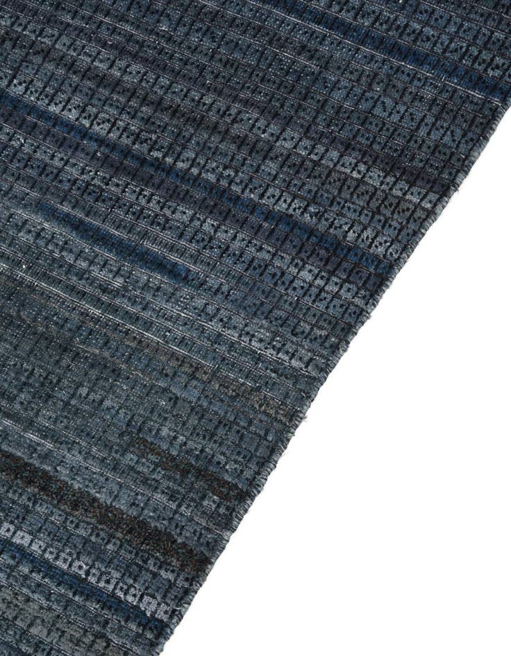 Detail image of  7' 7 x 9' 10  Hand Knotted Darya Wool Rug