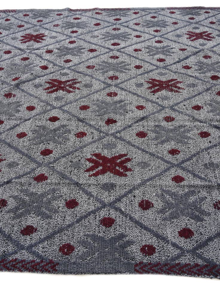 Detail image of  8' 4 x 10'  Hand Knotted Darya Wool Rug