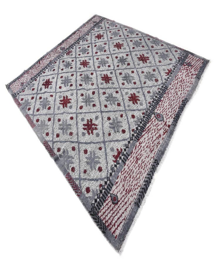 Detail image of  8' 5 x 10'  Hand Knotted Darya Wool Rug