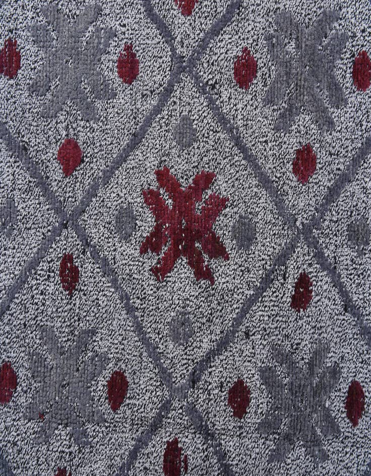 Detail image of  8' 6 x 9' 10  Hand Knotted Darya Wool Rug