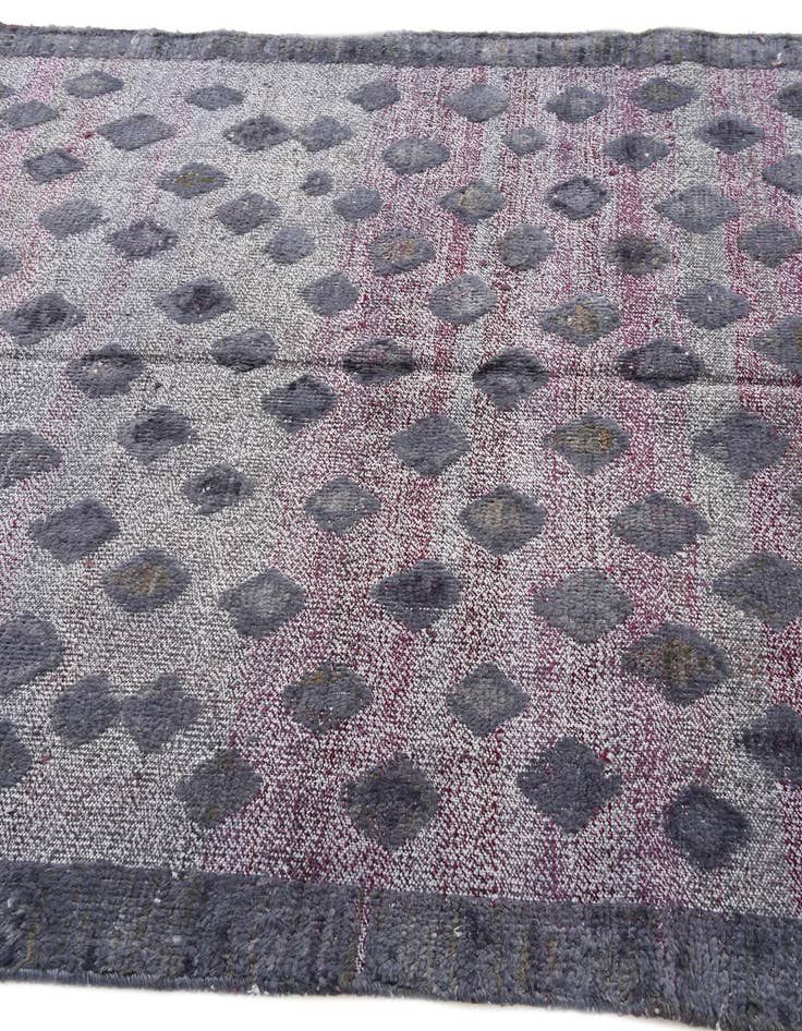 Detail image of  5' 5 x 8' 8  Hand Knotted Darya Wool Rug