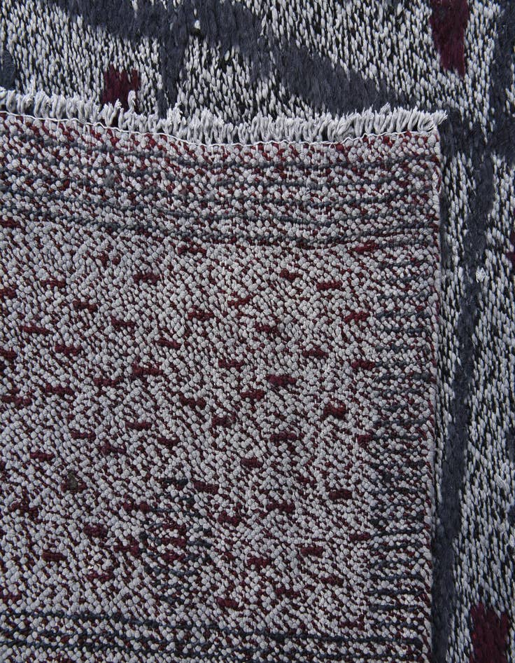 Detail image of  4' 10 x 6' 10  Hand Knotted Darya Wool Rug