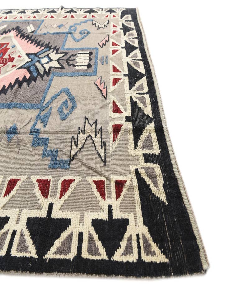 Detail image of 7' 9 x 10' 6 Hand Knotted Darya Wool Rug