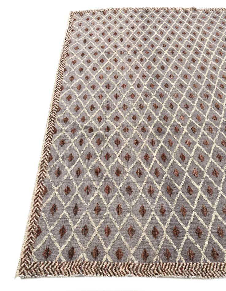 Detail image of  8' 2 x 10' 7  Hand Knotted Darya Wool Rug