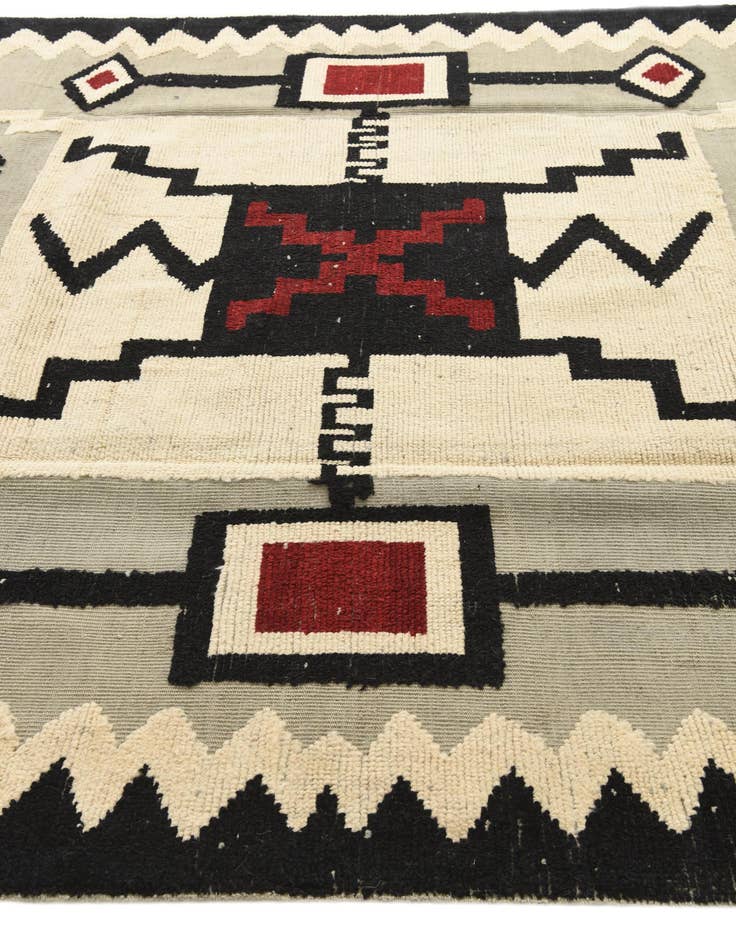 Detail image of  7' 8 x 10' 6  Hand Knotted Darya Wool Rug