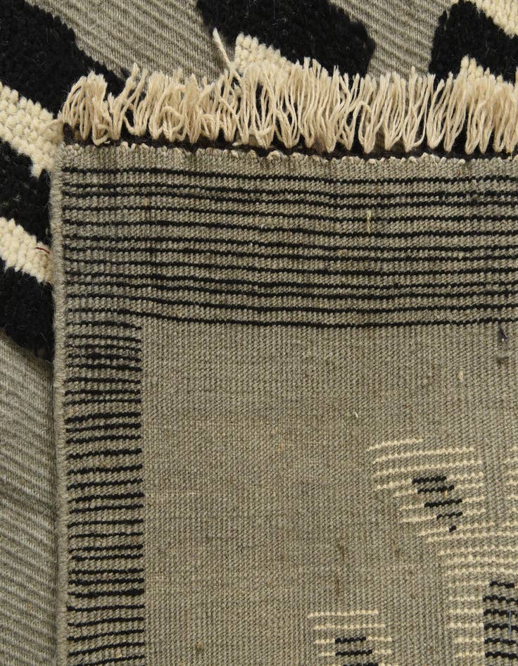 Detail image of  7' 8 x 11' 1  Hand Knotted Darya Wool Rug