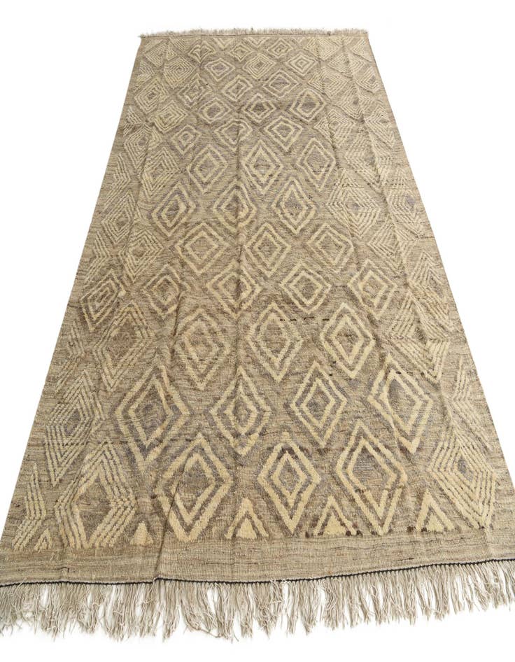 Detail image of  8' x 10' 6  Hand Knotted Darya Wool Rug