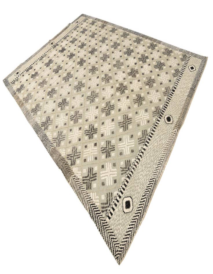 Detail image of  8' 9 x 12' 3  Hand Knotted Darya Wool Rug