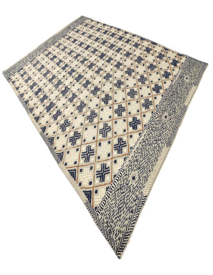 Detail image of  9' 7 x 14' 6  Hand Knotted Darya Wool Rug