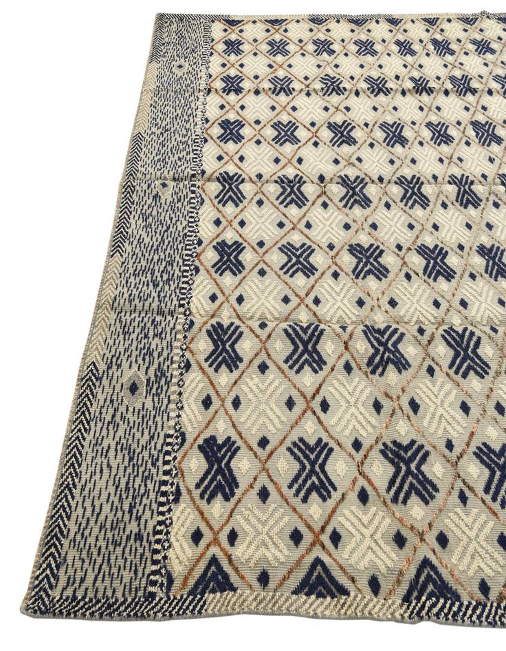 Detail image of  9' 7 x 14' 6  Hand Knotted Darya Wool Rug