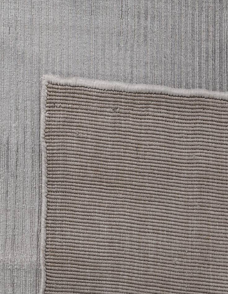 Detail image of  8' x 11' 4  Hand Knotted Darya Wool Rug