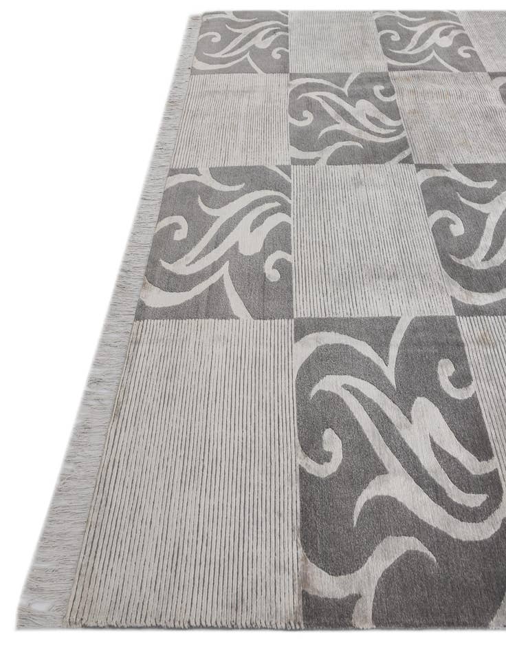 Detail image of  6' 9 x 10'  Hand Knotted Darya Wool Rug